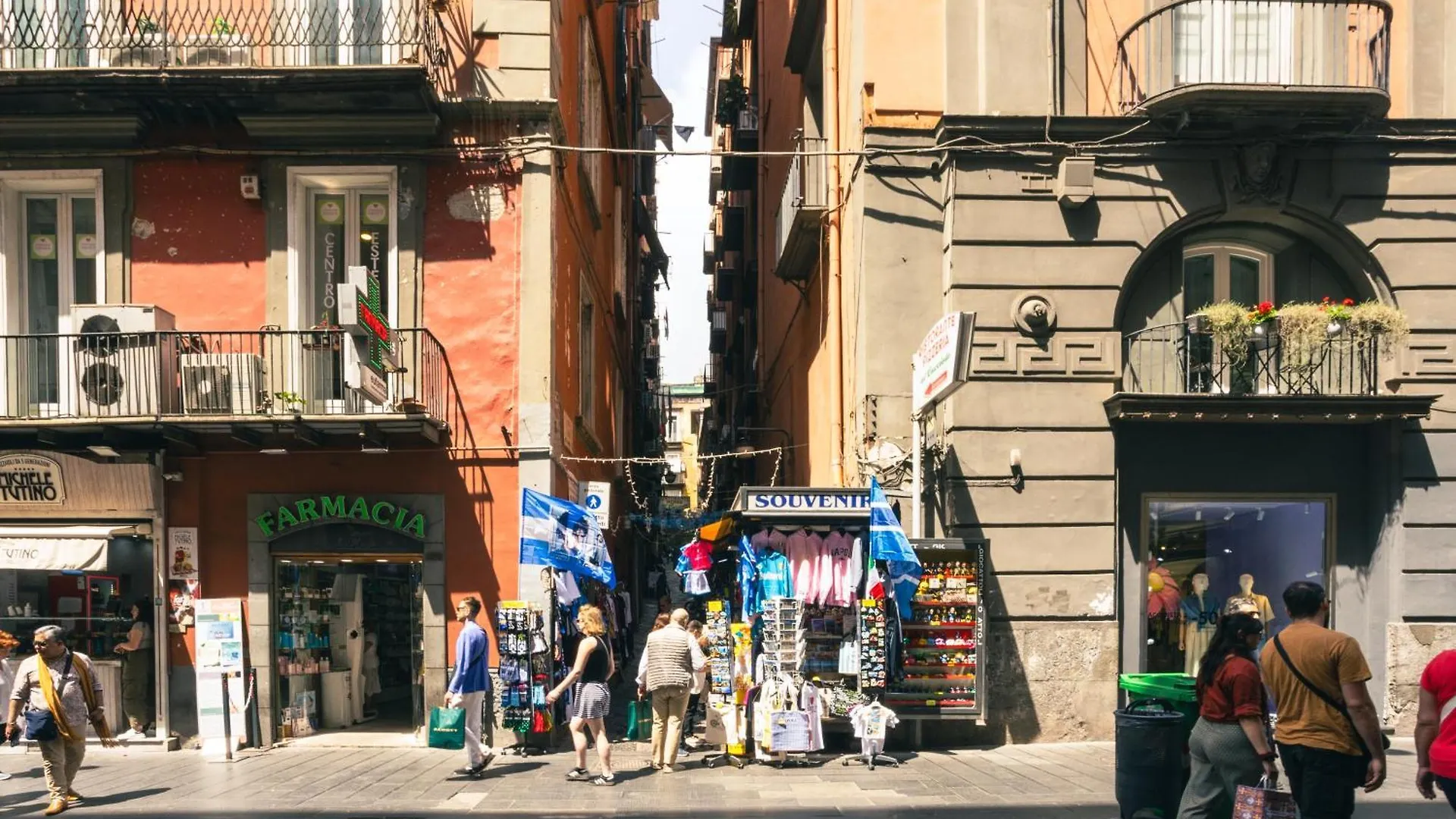 Song House Apartment Centro Storico 7 Pax Neapel 0*,